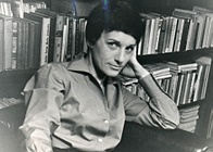 Яниковски Ева