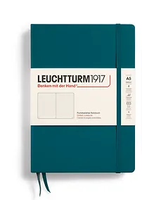Купить Книга для записей A5, 125 листов в точку "Classic", твердая обложка, тихоокеанский зеленый, Leuchtturm1917 — Фото №1