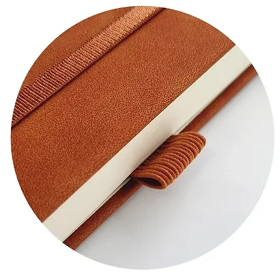 Ежедневник дат. 2026г. А5 176л 140x200 мм "Grace" светло-коричневый, иск.кожа, тв.переплет, тисн.фольгой, резинка, скругл.углы - фото 4