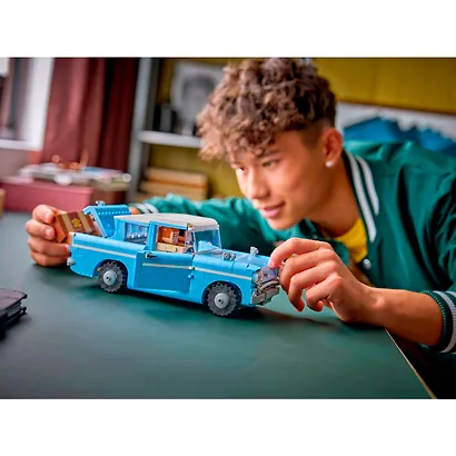 76470 Конструктор LEGO Harry Potter Летающий Форд «Англия», 868 деталей, возраст 10+ - фото 2