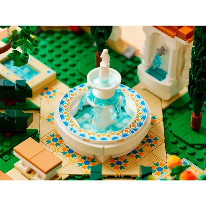 10359 Конструктор LEGO Icons Сад с фонтаном, 1302 деталей, возраст 18+ - фото 2