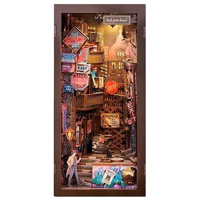 BN02 Конструктор интерьерный – сборный домик CuteBee - Долгое Прощание, 238 деталей (материалы: дерево, картон, пластик, металл), со световыми эффектами (подсветка интерьера), с питанием от 2хААА батареек (не включены), серия DIY, возраст 14+ - фото 3