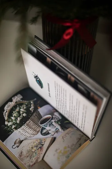 Год простых чудес. Найти опору и вдохновение в красоте повседневности (авторские стикеры внутри) - фото 15