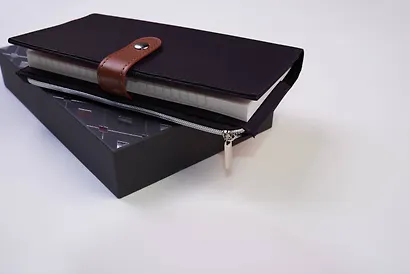 Ежедневник-органайзер недатированный, 96 страниц, коричневый - фото 3