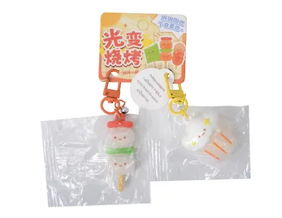 Брелоки парные Азиатские снеки (Кружка и шарики данго) (ПВХ) (4,7х4,5) (12-34804-202508-XP36) - фото 1