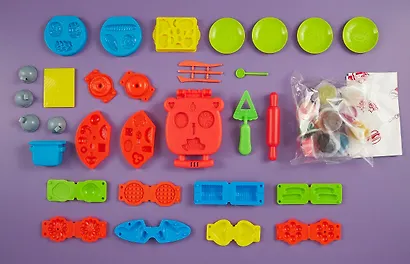 Игровой набор для лепки "Бургер барбекю" (12 цветов пластилина+31 предмет) - фото 6