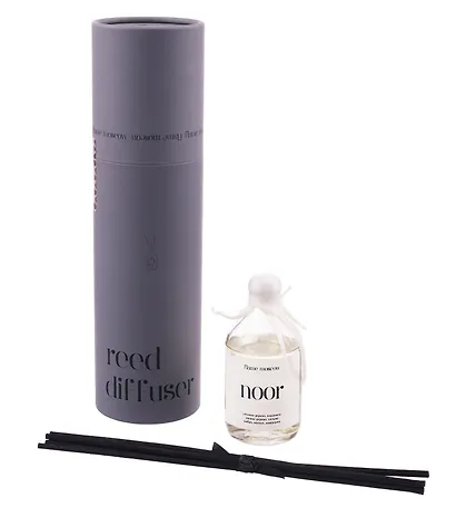 Диффузор ароматический Noor (Розовое дерево,Кардамон,Удовое дерево,Пачули,Амбра,Мускус,Мандарин) (110мл) (flame-RD033-110) - фото 1