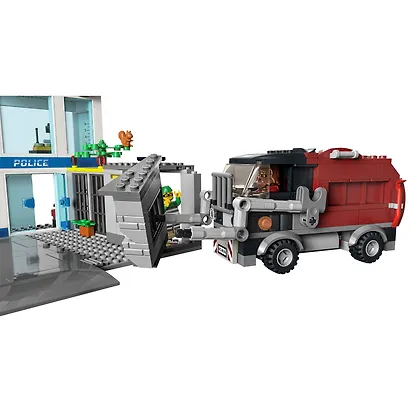 LEGO City: Полицейский участок, 668 деталей (60316) - фото 4