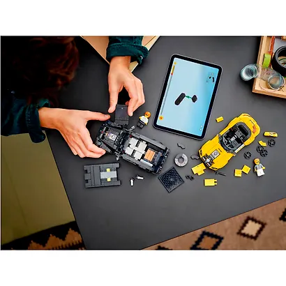 LEGO Speed Champions: Mercedes-AMG G 63 и Mercedes-AMG SL 63, 808 деталей (76924) - фото 4