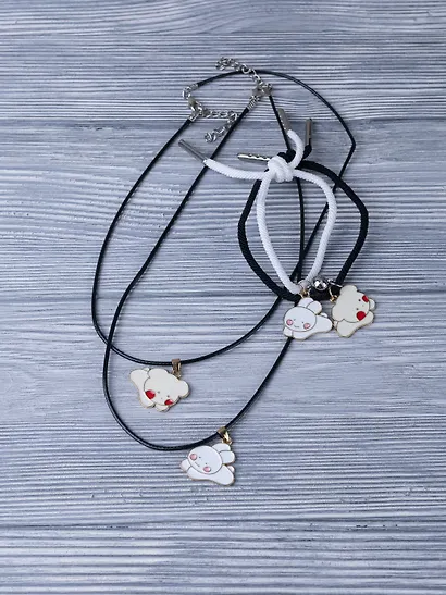 Набор парных браслетов и кулонов Kawaii (Набор парных браслетов с подвеской Kawaii Мишка и Кролик+Набор парных кулонов Kawaii Мишка и Кролик) (текстиль, металл) - фото 10