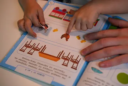 3-4 года. Дошкола Тилли. Первый счёт. Развивающие задания с наклейками - фото 11