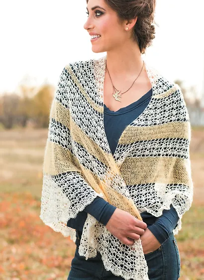 Классические шали: Крючок: 20 элегантных моделей с ажурами, филе, зигзагами, ракушками и попкорнами - фото 7