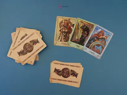 Викинги. Рунический оракул (45 карт и руководство в коробке) - фото 9