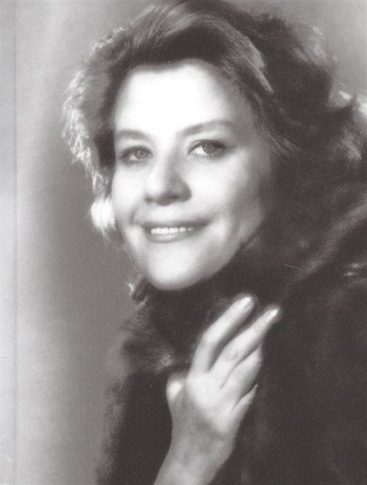 «Все беру я в голос свой…». Избранная лирика