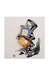 Купить Значок эмалированный Алиса. Шляпник (1114948) — Фото №1