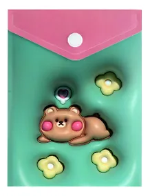 Купить Папка-конверт А6 на кнопке "Kawaii. Мишка 3D", вертикальная — Фото №1