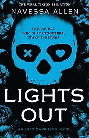 Купить Lights Out (Navessa Allen) Поцелуй с тенью (Навесса Аллен) /Книги на английском языке — Фото №1