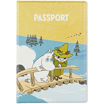 Обложка для паспорта MOOMIN Муми-тролль и Снусмумрик на мосту (ПВХ бокс)