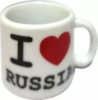 Сувенир АКМ Магнит-кружечка фарфор I LOVE RUSSIA h=3см