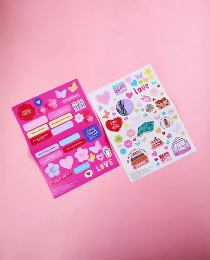 Конверт с набором открыток и стикерпаков Trendbooks with love по романам "Академия весны", "Дом Грозы", " 48 минут. Пепел и Осколки", "Лавандовая ветвь". - фото 7