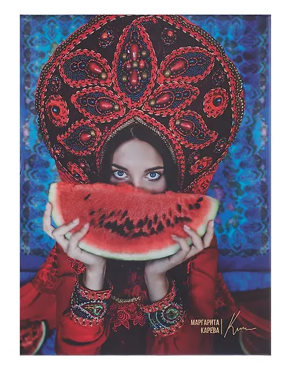 Ежедневник недат. А5 120л "Наппа. Маргарита Карева, арбуз" кожзам, мягк. переплет, тисн.фольгой, офсет, справ.мат-лы, ляссе, инд.уп - фото 2