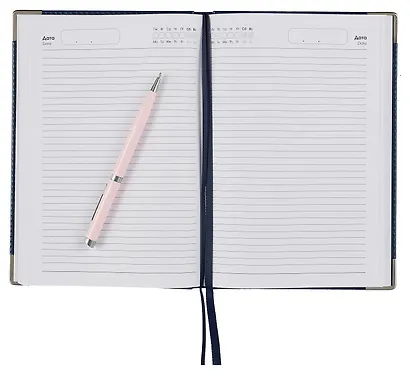 Ежедневник недат. А5 128л "SILVER" синий, иск.кожа 7Б, тв.переплет, мет.уголки, тонир.блок, тисн. фольгой, офсет, ляссе - фото 6