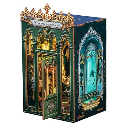 CWGA202 Конструктор интерьерный  – сборный домик CuteBee - Тёмный Гербарий, 98 деталей (материалы: дерево, картон, пластик, металл), со световыми эффектами (подсветка интерьера), с питанием от 2хААА батареек (не включены), серия DIY, возраст 14+ - фото 5