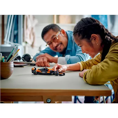 LEGO Speed Champions: Гоночный автомобиль McLaren F1 Team MCL38, 269 деталей (77251) - фото 6