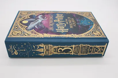 Harry Potter and the Prisoner of Azkaban: MinaLima Edition - фото 3