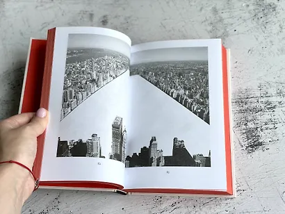 Жутко громко и запредельно близко - фото 7