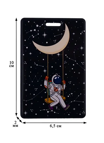 Чехол для карточек. Космонавт качается на луне (ДГ2020-239) - фото 3
