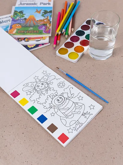 Набор раскрасок Русалочка/Mermaids (12л.) (+кисть) (упаковка) (3+) (11-22474-003)+Набор раскрасок Насекомые/Insects (12л.) (+кисть) (упаковка) (3+) (11-22474-004) - фото 5