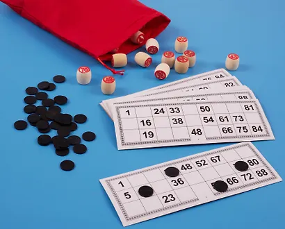 Настольная игра Лото Кони в жестяной коробке - фото 2