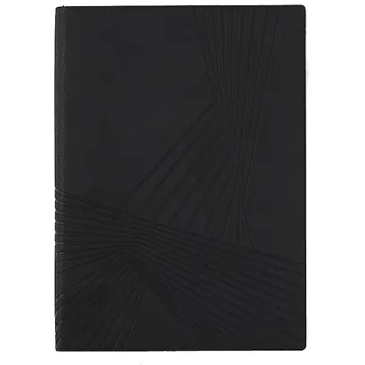 Ежедневник недат. А6+ 126*174 160л "Кассандра" черный, кожзам, мягкий переплет, блинт.тисн, тонир.блок, ляссе - фото 1