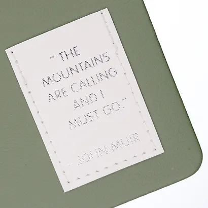 Еженедельник недат. 64л 160х105 "NUANCES" эвкалипт, 7Б, иск.кожа, тв.переплет, тонир.блок, нашивка с тисн.фольгой, скругл.углы, ляссе, инд.уп - фото 5