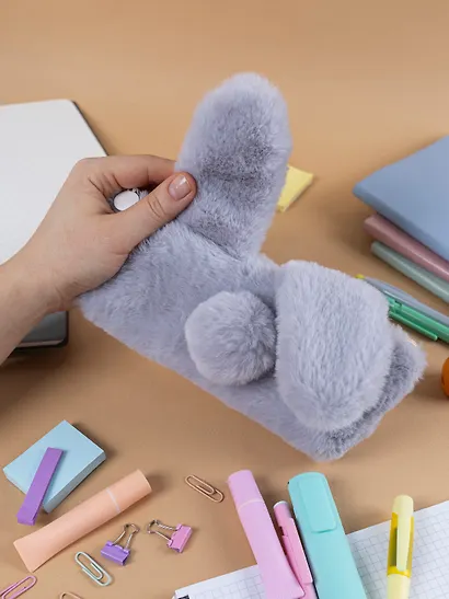Пенал-косметичка для девочек из искусственного меха с подкладкой "Rabbit", серый, Yoi - фото 13