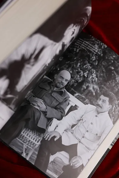 Сталин. Жизнь одного вождя: биография - фото 11