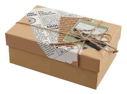 Коробка подарочная "Newspaper" 18*12*7см, картон - фото 1