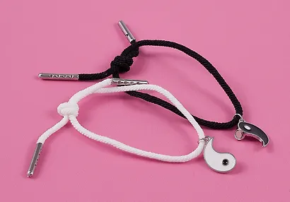 Набор парных браслетов с подвеской Инь-ян (текстиль, металл), Lafilaf - фото 3