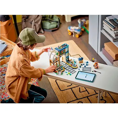 60469 Конструктор детский LEGO City Центральный железнодорожный вокзал, 752 деталей, возраст 7+ - фото 8