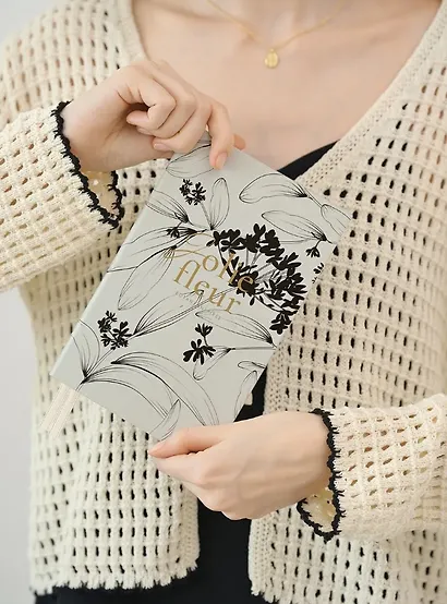 Еженедельник дат. 2026г. А5 64л 130x205 мм "Fleur" айвори, иск.кожа, мягк.переплет, тонир.блок, скругл.углы, тисн.фольгой, цвет.обрез, 2 ляссе - фото 5