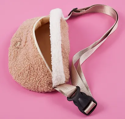 Сумочка-бананка Kawaii Мишка (кофейная) (иск.мех-барашек) (22х15) (12-38092-202405-B14) - фото 6