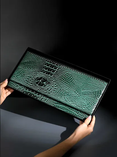 Планинг недат. 64л 390*180 "Аллигатор" зеленый, кожзам, тв.переплет, обл.поролон, офсет, настольный, откр.евроспираль, справ.мат-лы, ПВХ уп - фото 6