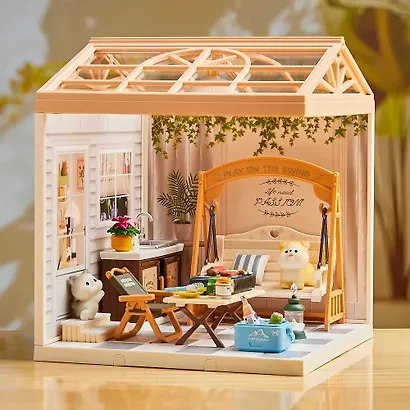 8010 Конструктор интерьерный для детского творчества – сборный домик Fairy Care «Уютный дворик», количество деталей - 82 (материалы: пластик, металл, картон), со световыми эффектами (подсветка интерье - фото 3