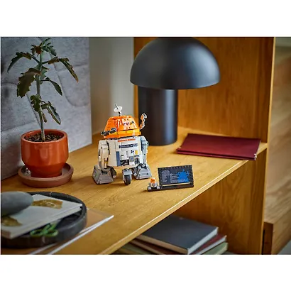 LEGO Star Wars: Астромеханический дроид Chopper C1-10P, 1039 деталей (75416) - фото 10