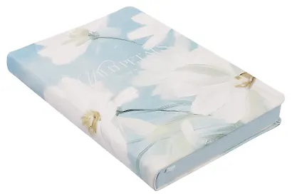 Ежедневник дат. 2026г. А5 176л 140x200 мм "Petals. Три цветка" иск.кожа, интегр.переплет, тонир.блок, карман, шелкография, цвет.обрез, 2 ляссе, скругл.углы - фото 3