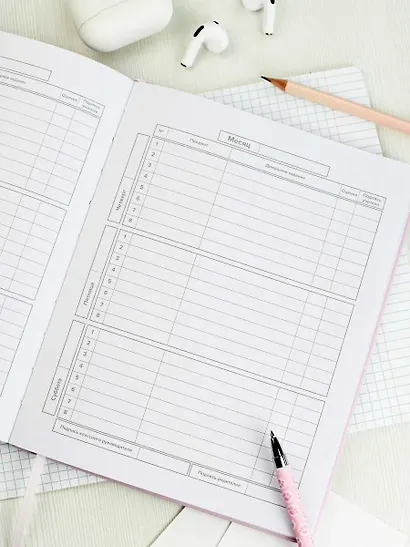 Дневник шк. "Розовые сердечки" кожзам, тв.переплёт, шелкография в одну краску, блинт.тиснение, пантон, одно ляссе, загругл.углы, универс.шпаргалка - фото 7