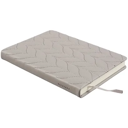 Ежедневник недат. А5 160л "Лайка" серебряный, кожзам, тв.переплет, обложка поролон, стеганная строчка, тонир.блок, ляссе - фото 2