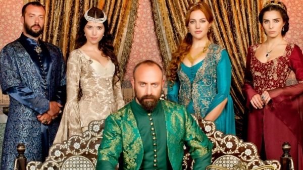 Роксолана не была первой и единственной: как выглядели все жены султана Сулеймана